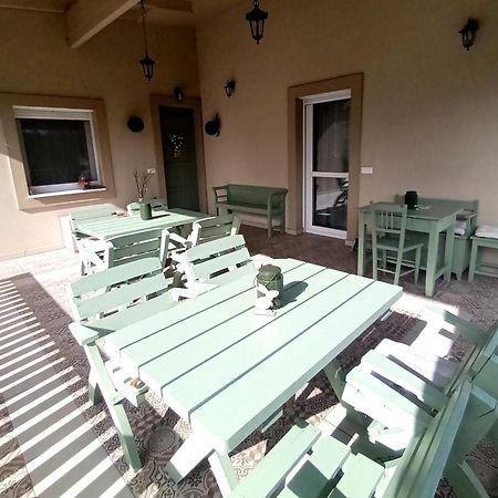 Ferienwohnung A Zoldbiciklis Haz Egerszalók Exterior foto